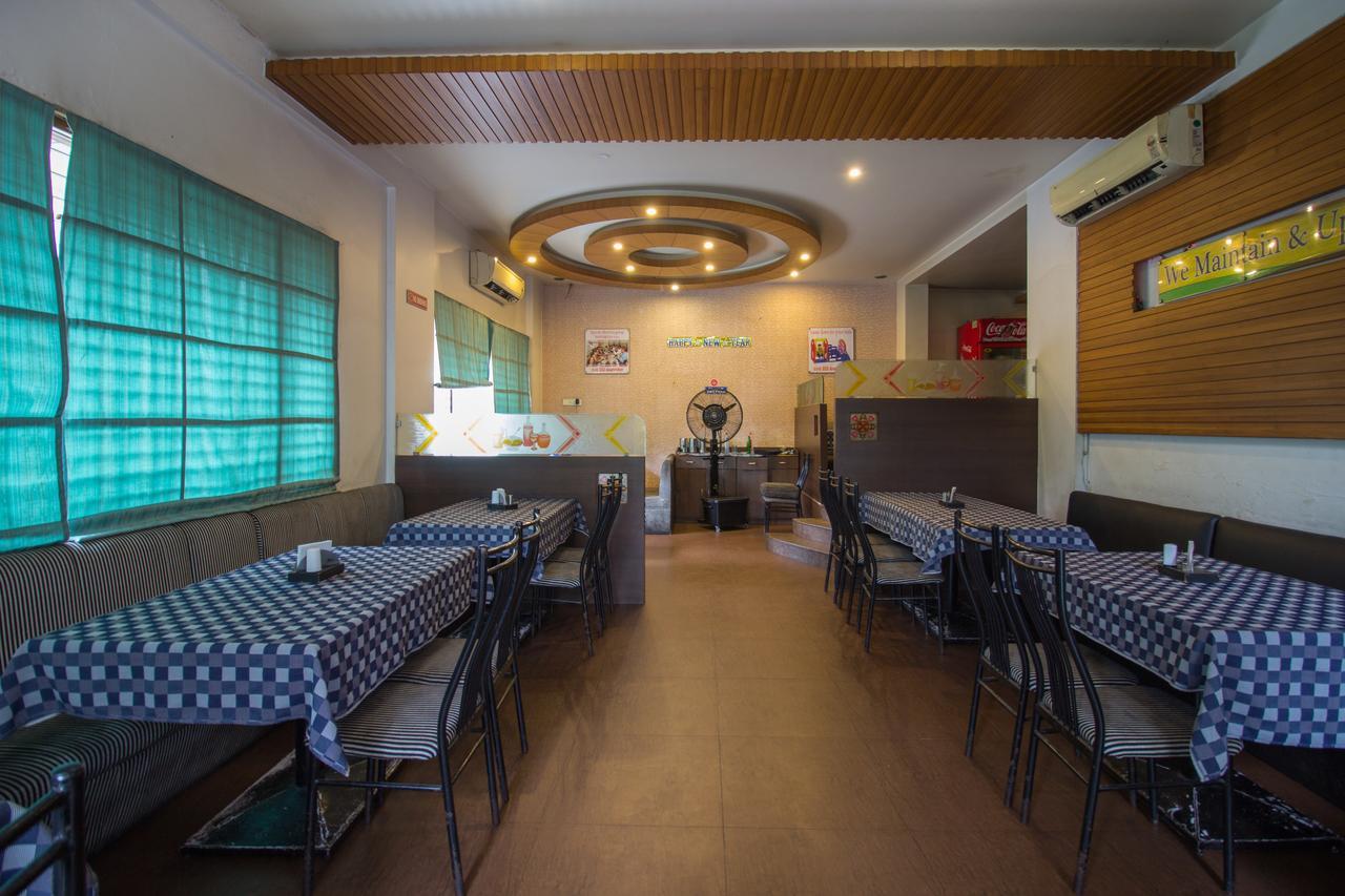 Oyo 24197 Saptaruchi Otel Pimpri-Chinchwad Dış mekan fotoğraf